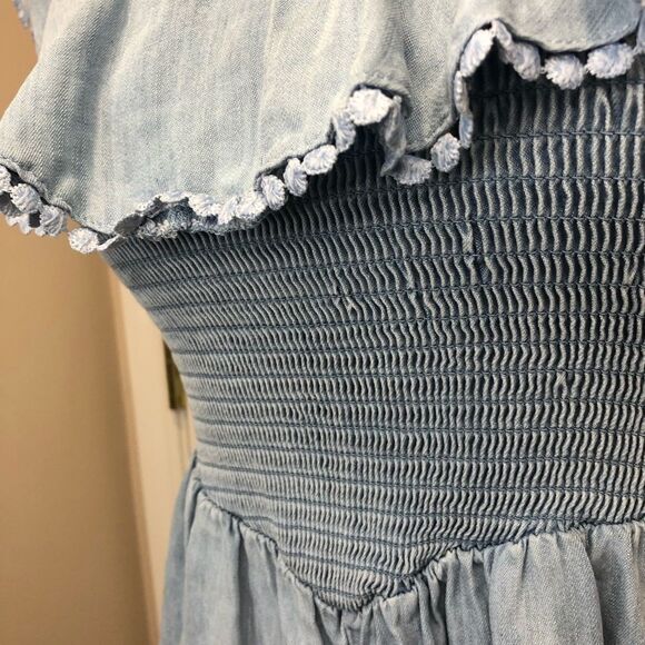 Altar’d State denim ruffle jumper romper - Picture 4 of 10